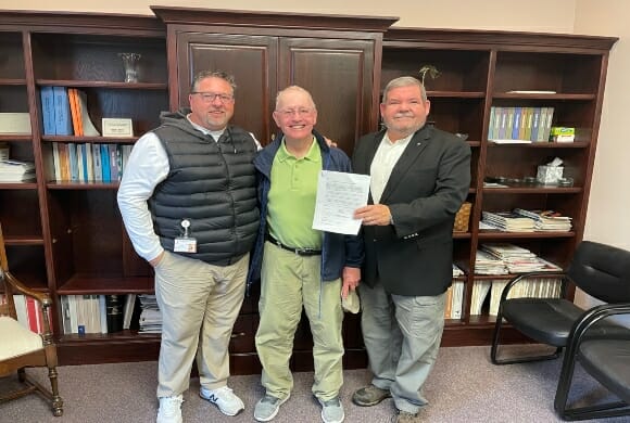 Left to right: The Methodist Home Donor Relations Officer Brian Yarbrough, Donor Neal Moore, and Foundation Regional Vice President Dr. Rick Lanford.